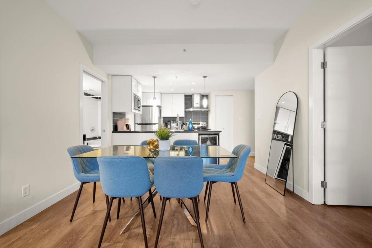 Dazzling Condo By Stadium Downtown With Free Parking Vancouver Exteriör bild