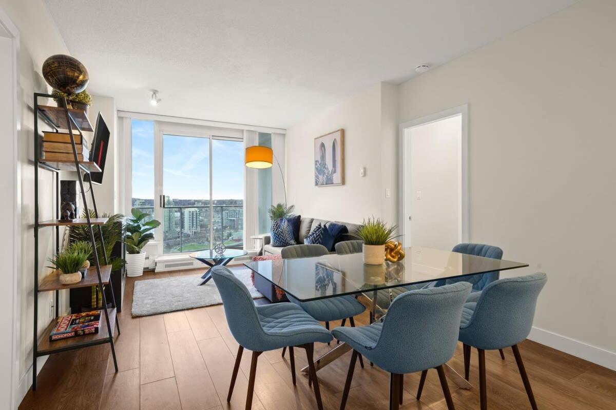 Dazzling Condo By Stadium Downtown With Free Parking Vancouver Exteriör bild